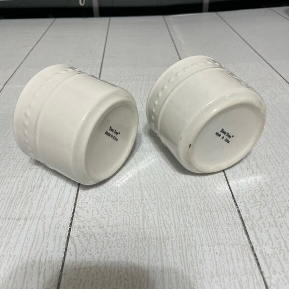 Totally Today Set of 2 White Floral and Dot Cups - Picture 4 of 10